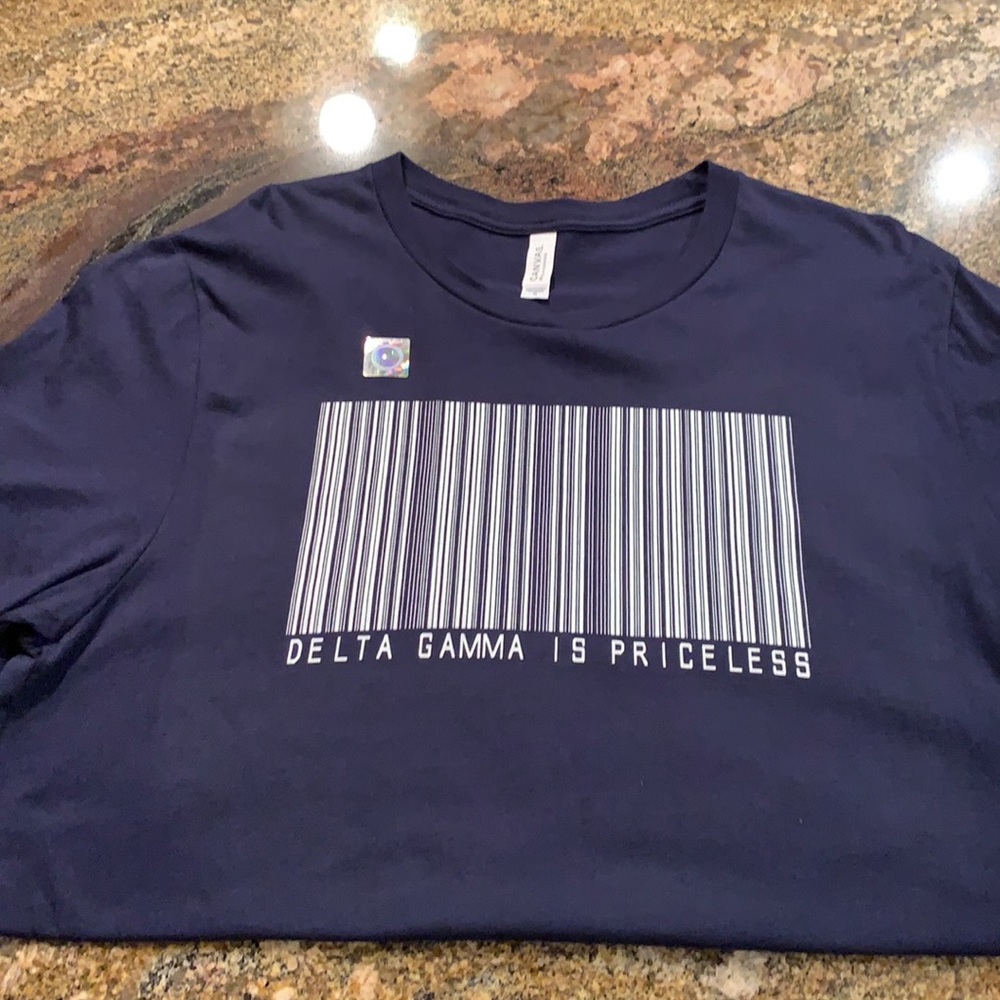 BNWT Delta Gamma T-Shirt
